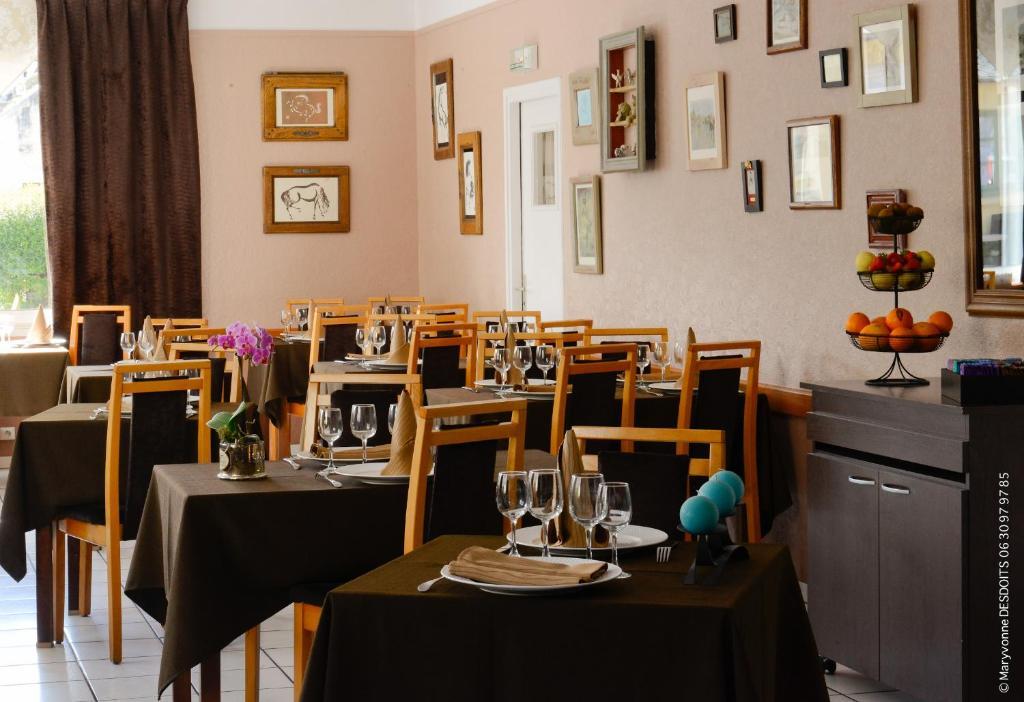 Logis Hotel Restaurant De France Isigny-sur-Mer Exterior photo